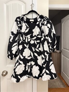 kate spade Black & White Floral Puff-Sleeve Mini Dress